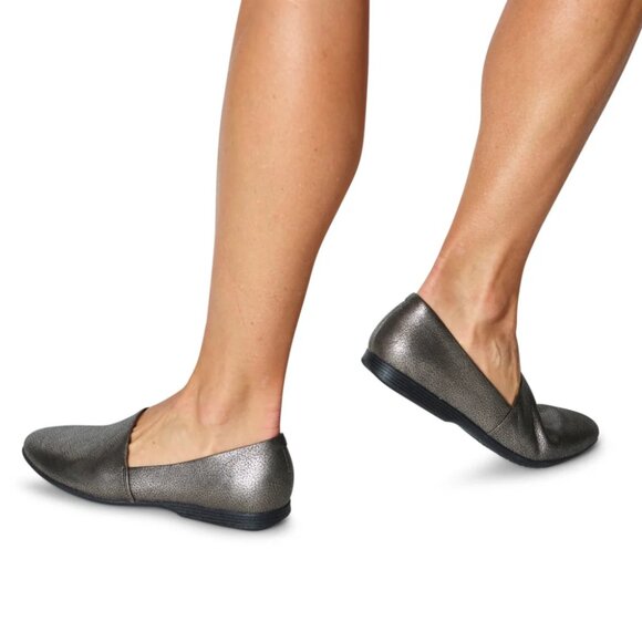 NEW Dansko Larisa Slip-On Loafers - Leather For Women in Pewter Metallic 7254s2 - Picture 3 of 9